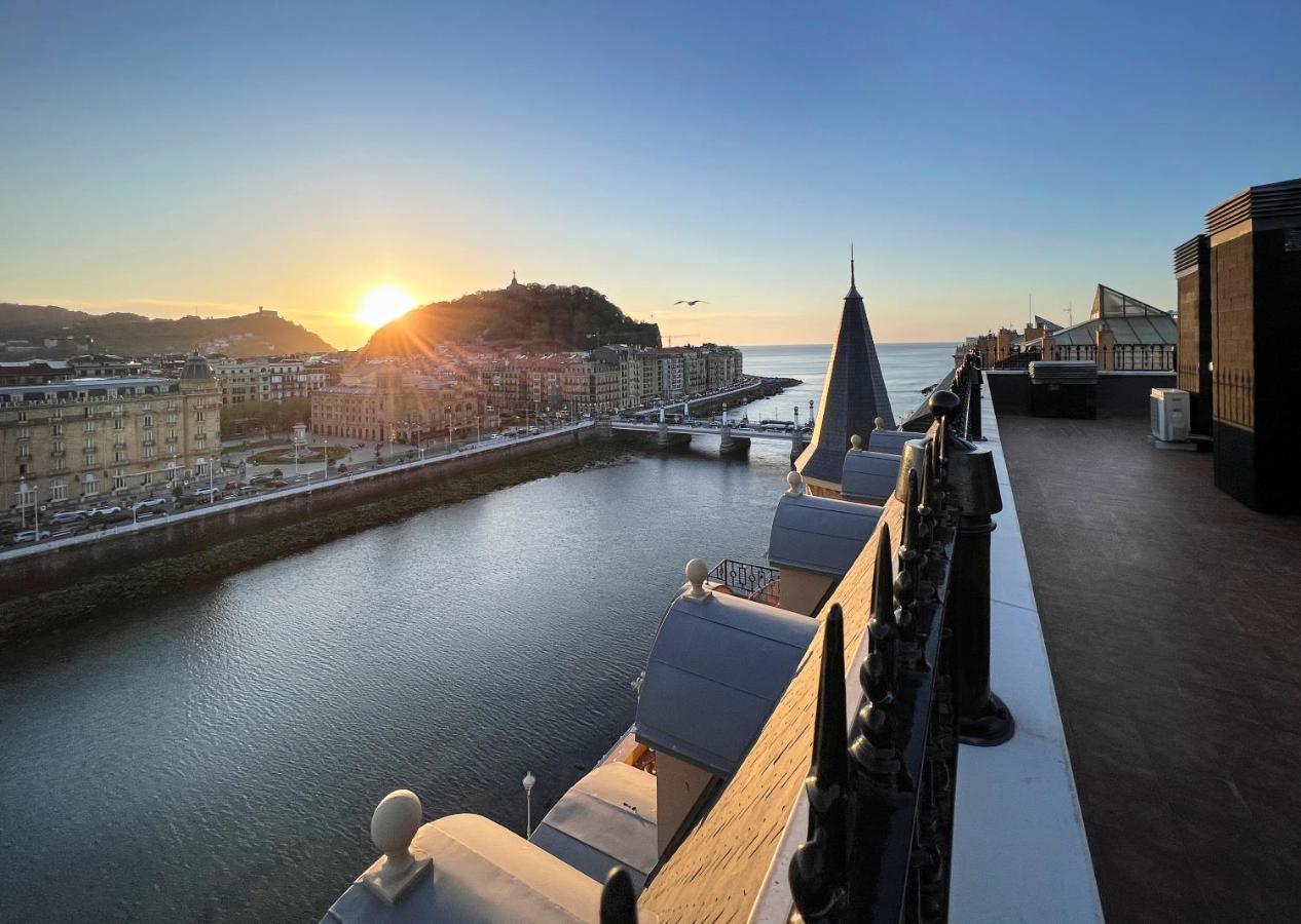 Deluxe Apt-Views To Historic Maria Cristina Hotel San Sebastián Exterior foto