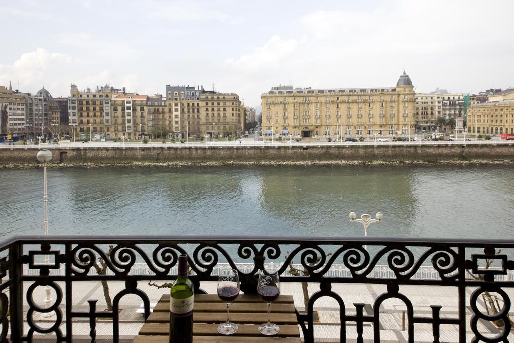 Deluxe Apt-Views To Historic Maria Cristina Hotel San Sebastián Exterior foto